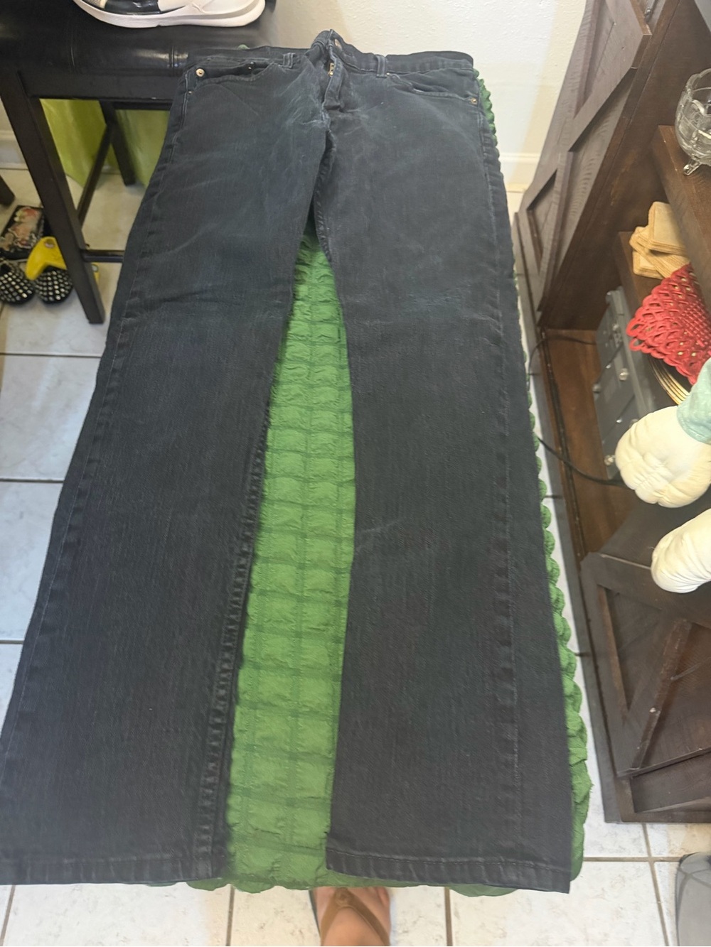 Levi's Men's Black Straight Jeans